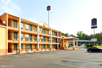 Best Western Garden Inn & Suites