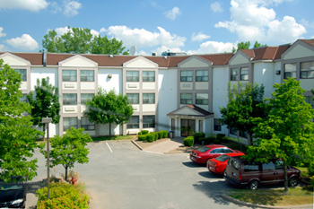 Best Western Rose City Suites