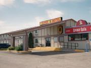 Super 8 Motel - Conrad