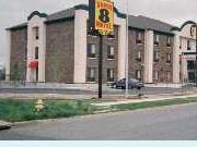 Super 8 Motel - Lees Summit