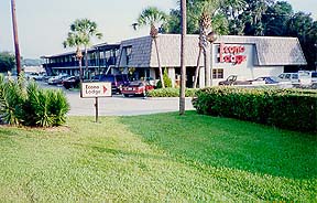 Econo Lodge Live Oak