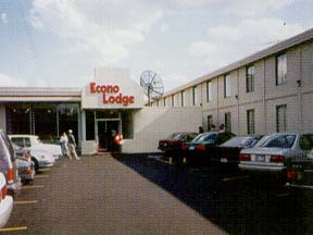 Econo Lodge O