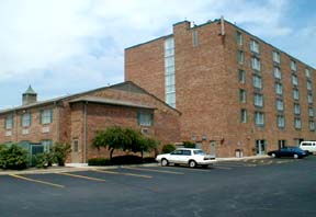 Clarion Hotel & Suites Blue Ash