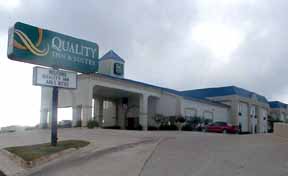 Quality Inn & Suites Manor