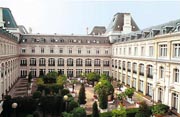 Crowne Plaza Paris Republique Hotel