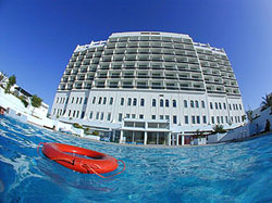 Mercure Grand Hotel Doha City Centre