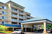 Courtyard by Marriott Cleveland Airport South