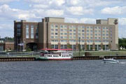 Doubletree Hotel Bay City-Riverfront